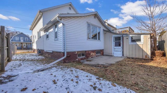 2019 Jefferson STREET, Two Rivers, WI 54241