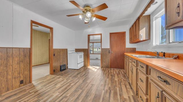 2019 Jefferson STREET, Two Rivers, WI 54241