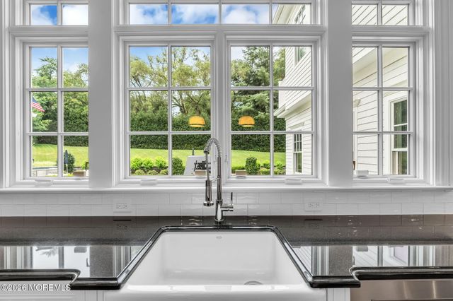 586 Ridge Road, Fair Haven, NJ 07704