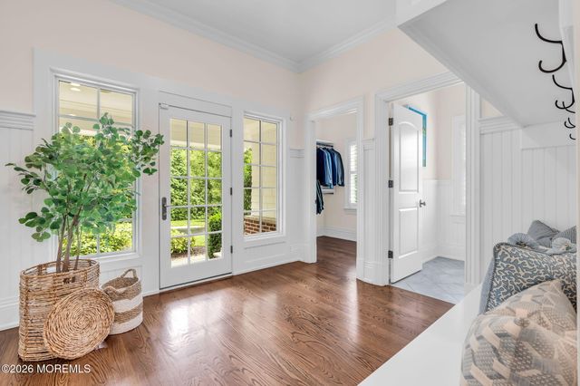586 Ridge Road, Fair Haven, NJ 07704