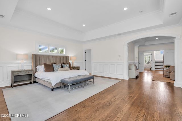 586 Ridge Road, Fair Haven, NJ 07704