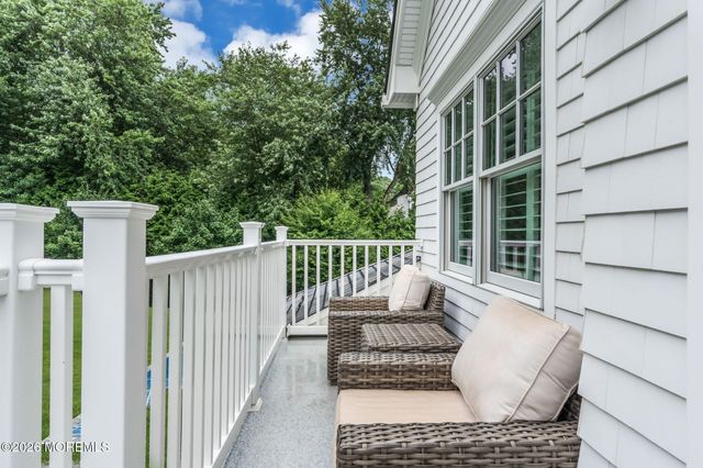 586 Ridge Road, Fair Haven, NJ 07704