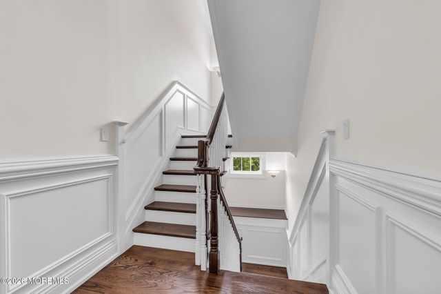 586 Ridge Road, Fair Haven, NJ 07704