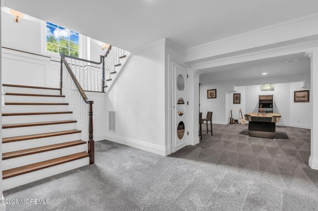 586 Ridge Road, Fair Haven, NJ 07704