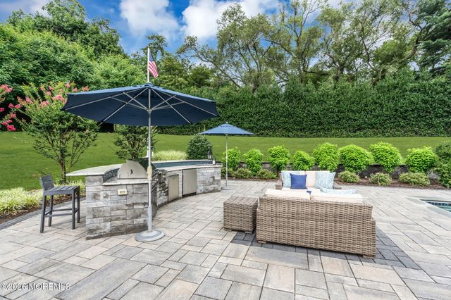 586 Ridge Road, Fair Haven, NJ 07704