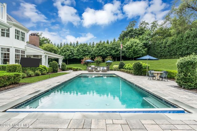 586 Ridge Road, Fair Haven, NJ 07704