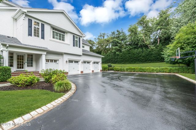 586 Ridge Road, Fair Haven, NJ 07704