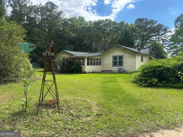 174 Cabero Road, Hawkinsville, GA 31036
