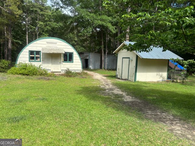 174 Cabero Road, Hawkinsville, GA 31036