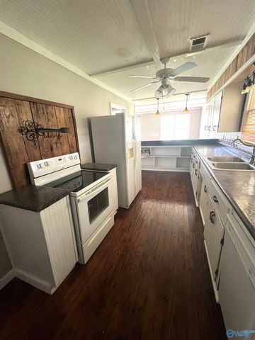 1481 Lowery Road, Arab, AL 35016