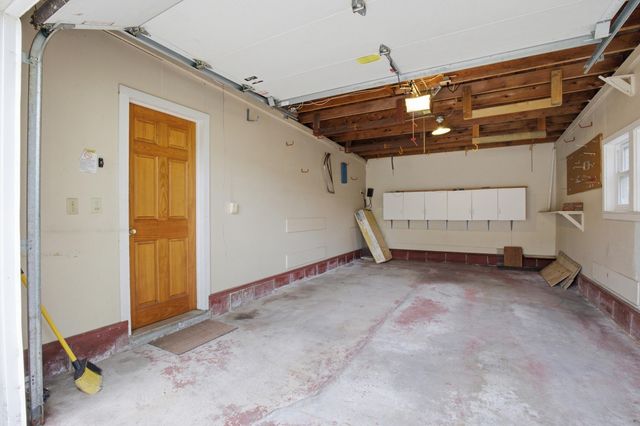 909 Moulton Avenue, North Muskegon City, MI 49445