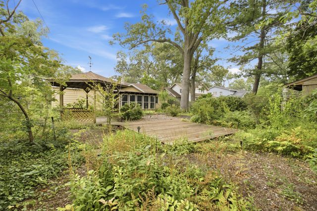 909 Moulton Avenue, North Muskegon City, MI 49445