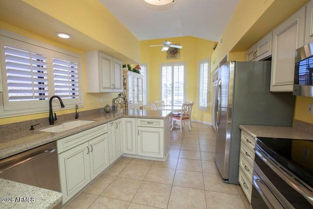 5514 E PARADISE Drive, Scottsdale, AZ 85254