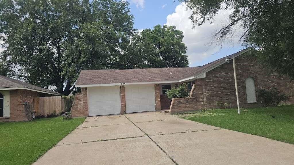 934 Dellbrook Drive, Houston, TX 77038
