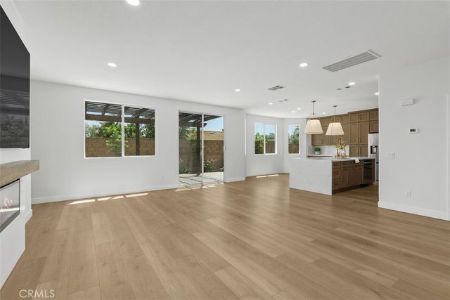 615 Brianna, Corona, CA 92879