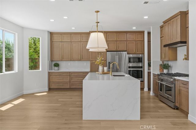 615 Brianna, Corona, CA 92879