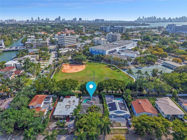 820 W 43rd Ct, Miami Beach, FL 33140