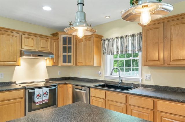 101 Byam, New Boston, NH 03070
