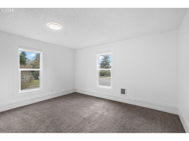 713 N MAIN Ave, Ridgefield, WA 98642