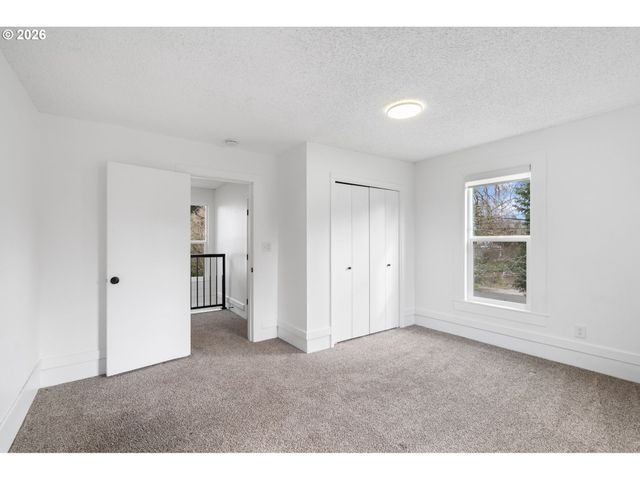 713 N MAIN Ave, Ridgefield, WA 98642