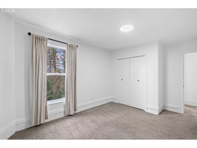 713 N MAIN Ave, Ridgefield, WA 98642