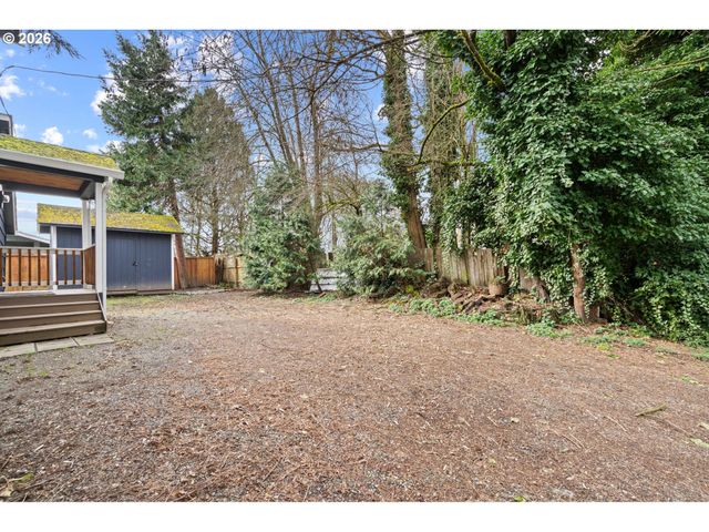 713 N MAIN Ave, Ridgefield, WA 98642