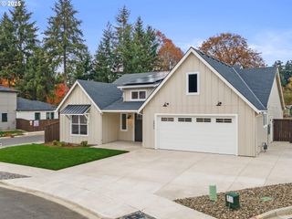 2402 Nw 68TH St, Vancouver, WA 98665
