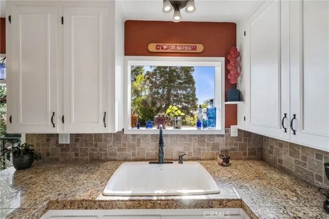 465 Hillcrest Drive, Lakeport, CA 95453