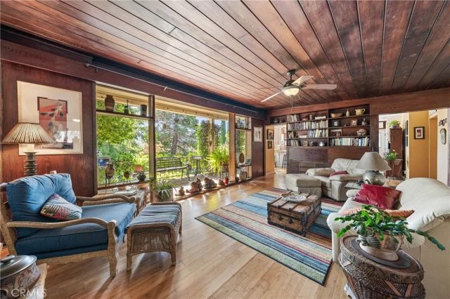 465 Hillcrest Drive, Lakeport, CA 95453