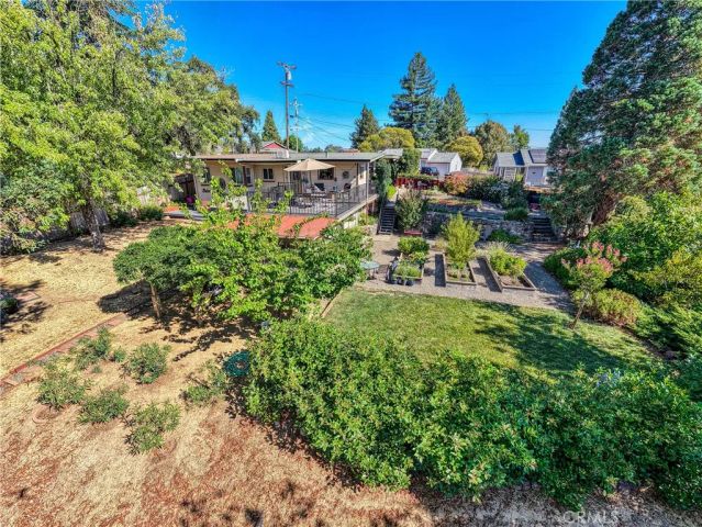 465 Hillcrest Drive, Lakeport, CA 95453