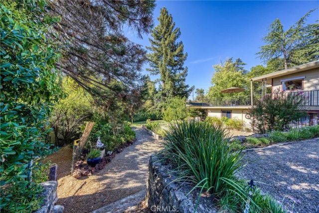 465 Hillcrest Drive, Lakeport, CA 95453