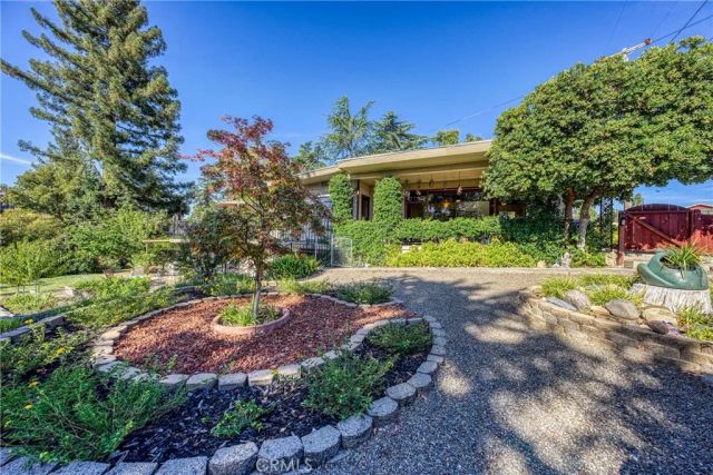465 Hillcrest Drive, Lakeport, CA 95453
