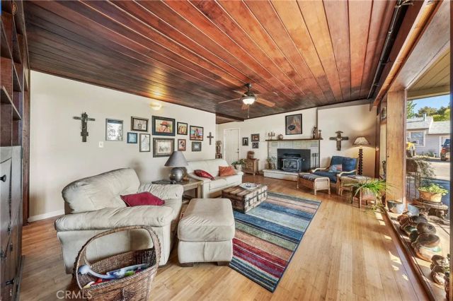 465 Hillcrest Drive, Lakeport, CA 95453