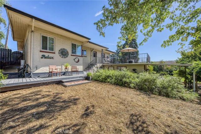 465 Hillcrest Drive, Lakeport, CA 95453