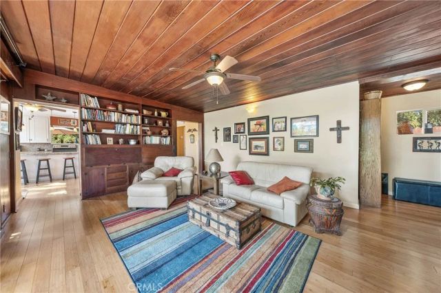 465 Hillcrest Drive, Lakeport, CA 95453