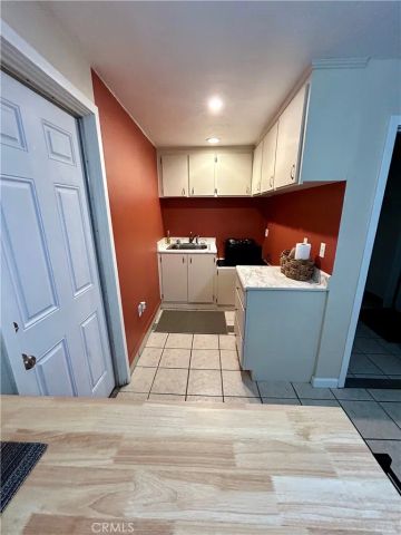 465 Hillcrest Drive, Lakeport, CA 95453