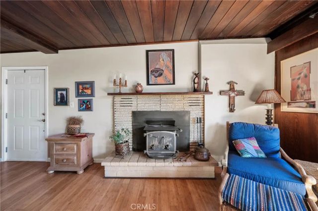 465 Hillcrest Drive, Lakeport, CA 95453