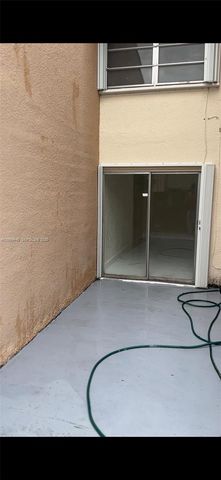 8440 SW 154th Cir Ct 302, Miami, FL 33193