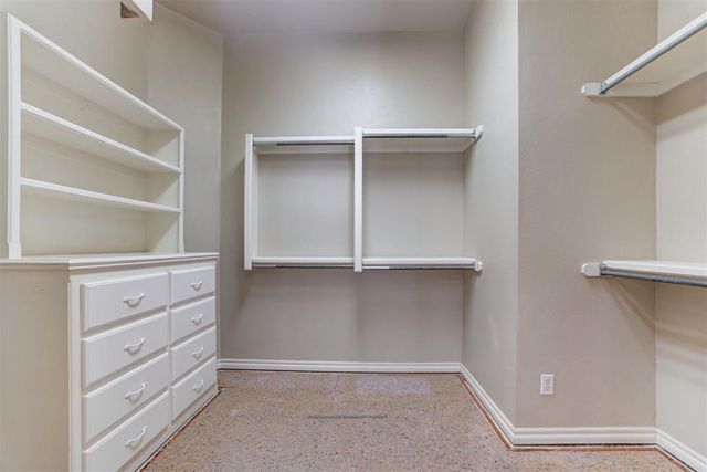 13920 Plantation Way, Edmond, OK 73013