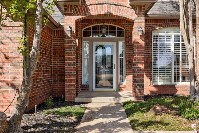 13920 Plantation Way, Edmond, OK 73013