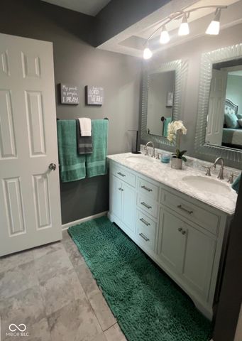 7508 Farm View Cir W, Indianapolis, IN 46256