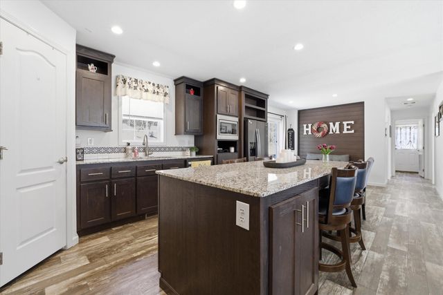 369 Kings Highway, New Durham, NH 03855