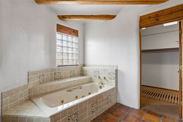 701 Gonzales Road, Santa Fe, NM 87501