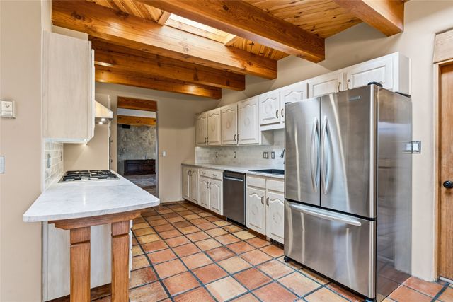 701 Gonzales Road, Santa Fe, NM 87501