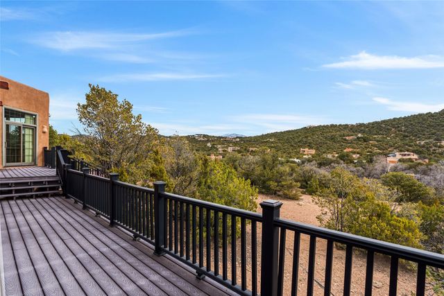 701 Gonzales Road, Santa Fe, NM 87501