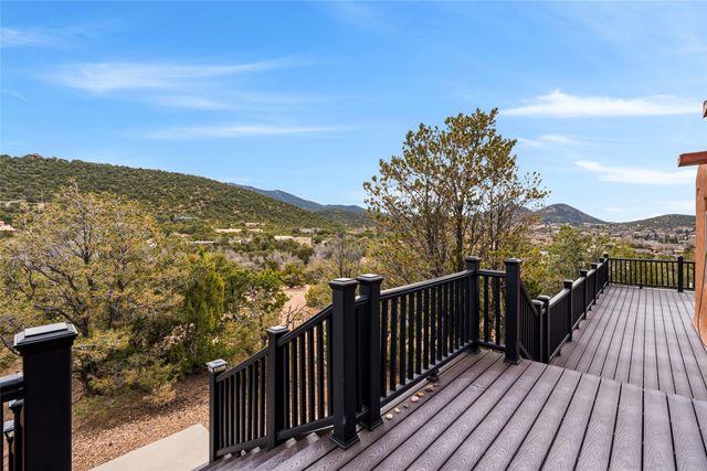 701 Gonzales Road, Santa Fe, NM 87501