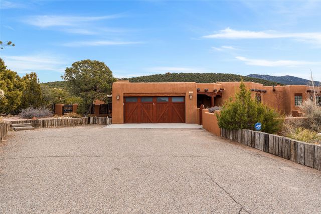 701 Gonzales Road, Santa Fe, NM 87501