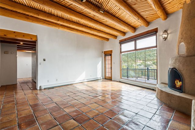 701 Gonzales Road, Santa Fe, NM 87501