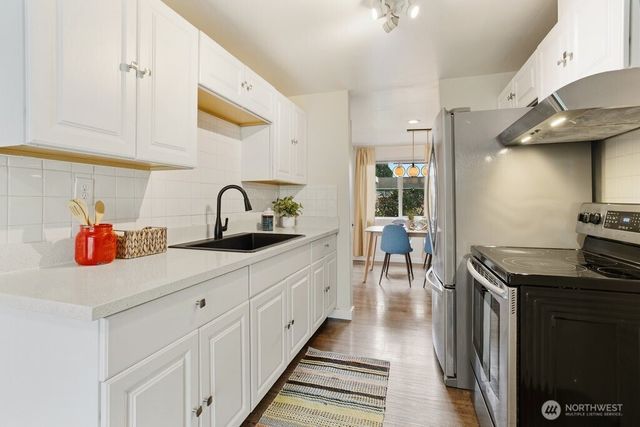 12214 4th Avenue SW, Seattle, WA 98146