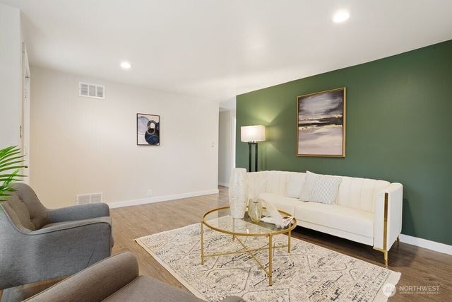 12214 4th Avenue SW, Seattle, WA 98146
